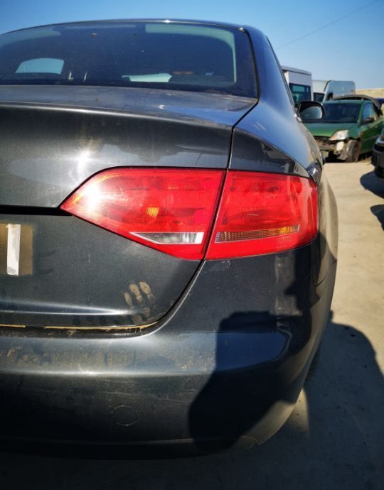 Stop stanga/dreapta Audi A4 B8 2009 sedan - imagine 3