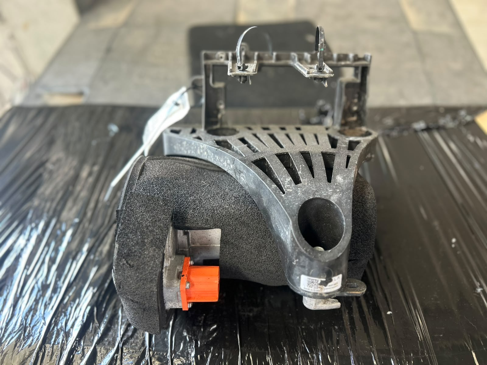 COMPRESOR CLIMA TESTA MODEL Y - AN 2021 - COD OEM : 150125601M - imagine 5