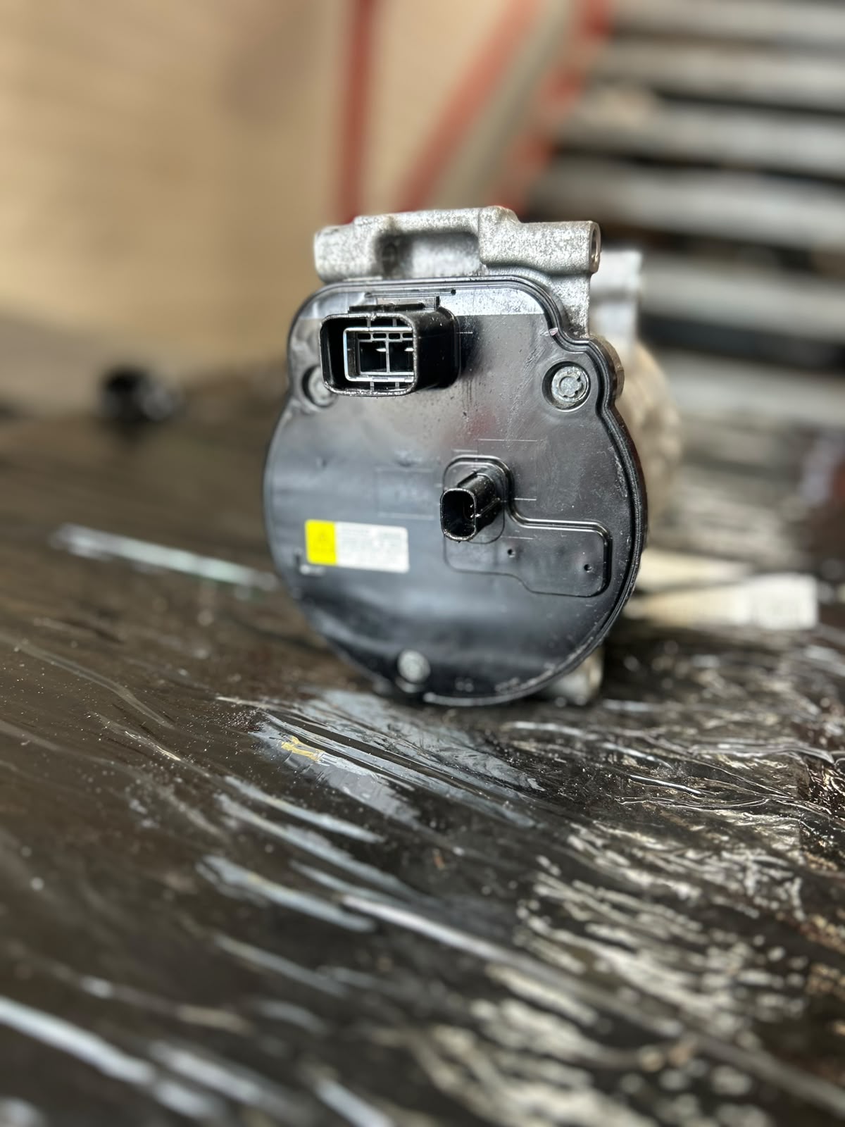 COMPRESOR CLIMA TOYOTA YARIS 1.5HYBRID - AN 2022 - COD OEM : 042400-0740 - imagine 6
