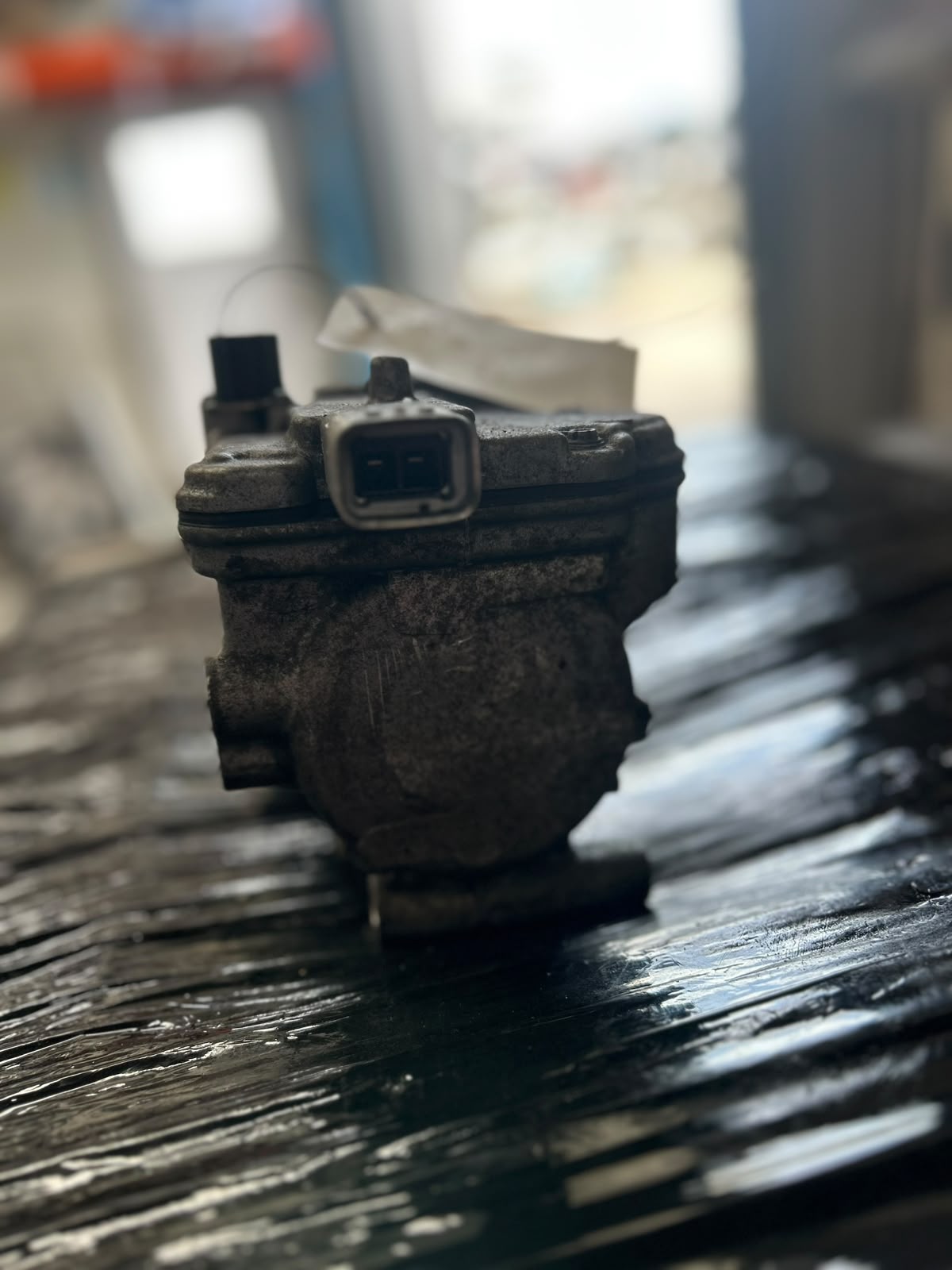 COMPRESOR CLIMA TOYOTA PRIUS 1.8BENZINA - AN 2010 - COD OEM : 042200-0212 - imagine 4