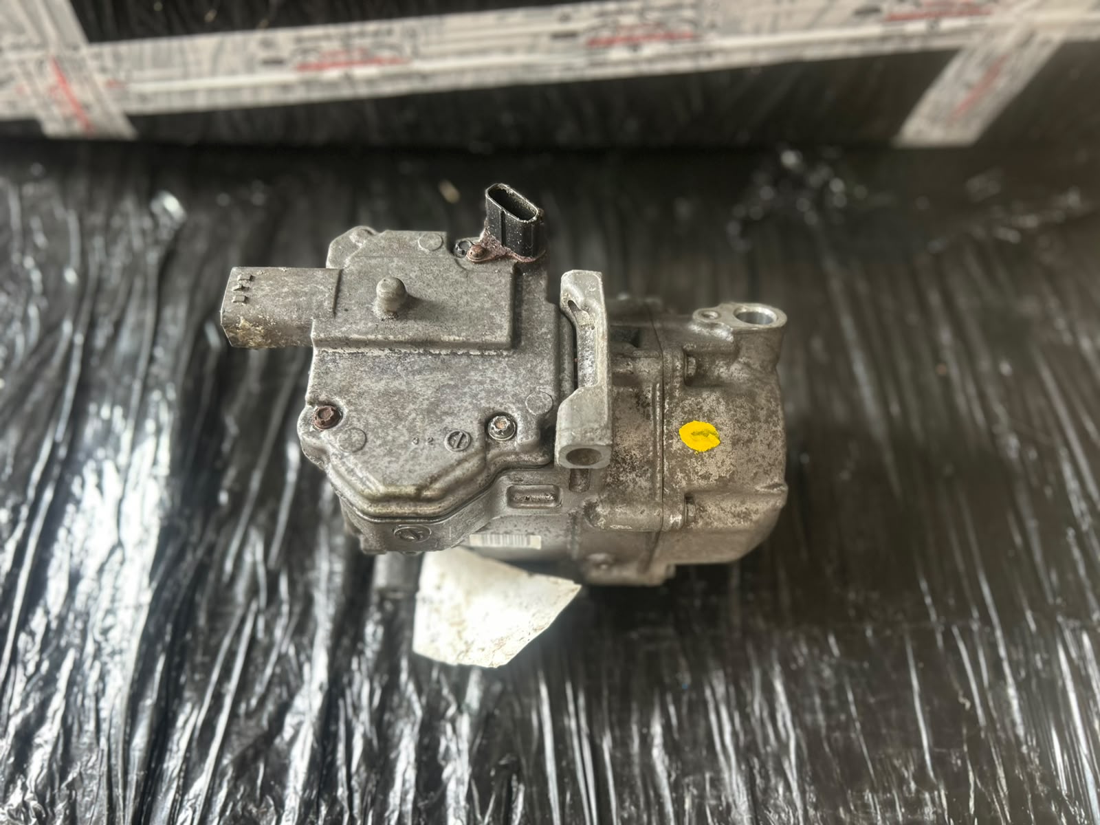 Compresor Clima Toyota Prius - An 2010 - Cod OEM : 042200-0212