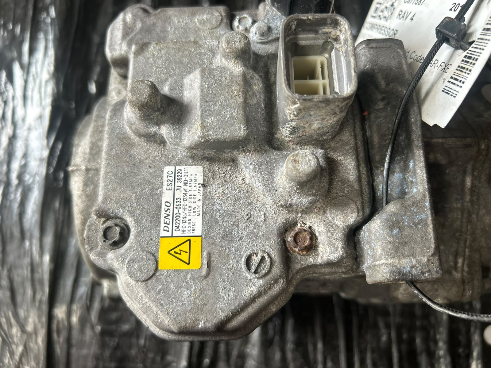 Compresor Clima Toyota Rav4 - An 2017 - Cod OEM : 042200-0533 - imagine 2