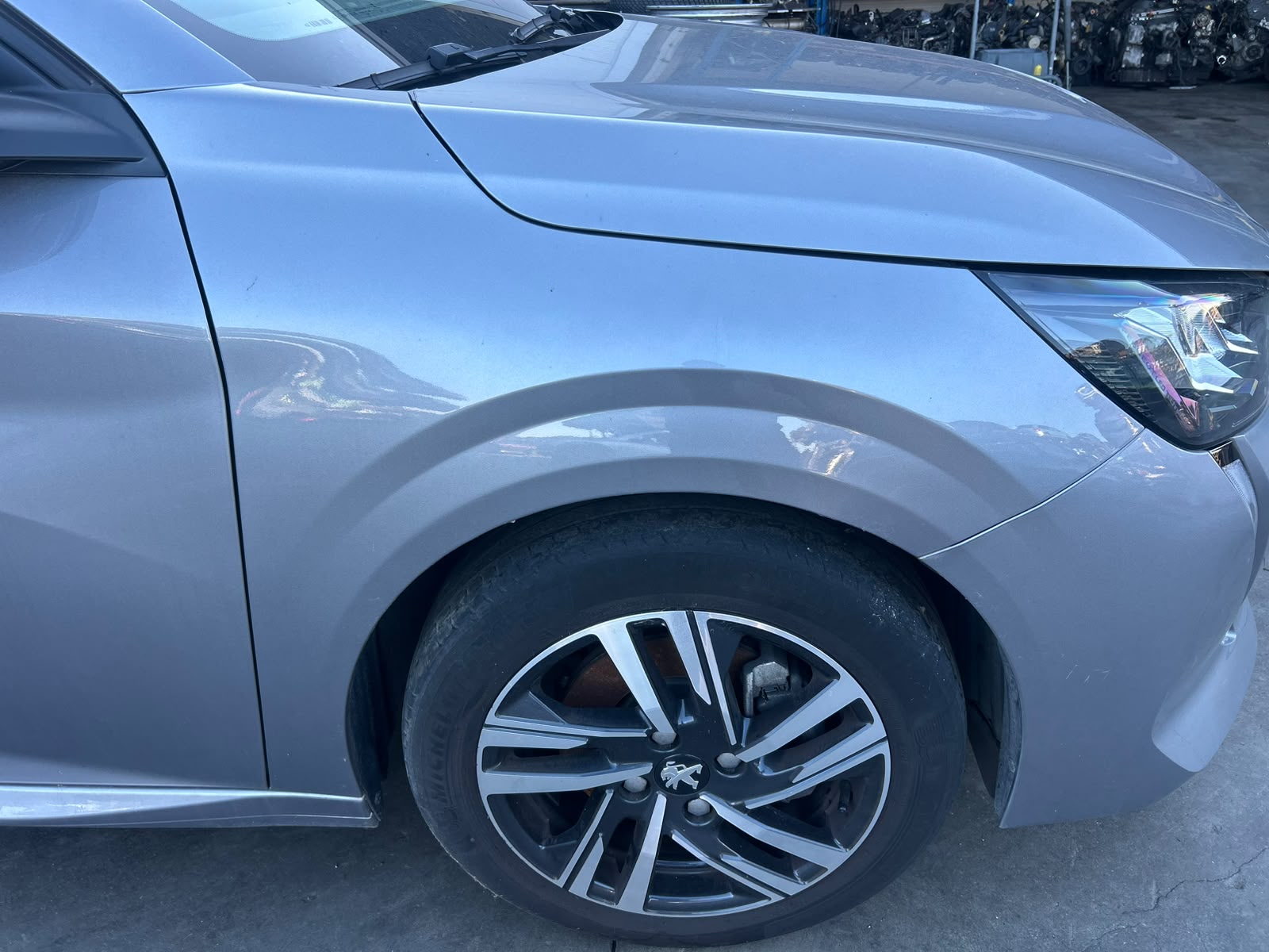 Aripa Stanga/Dreapta - Peugeot 208 - An 2022