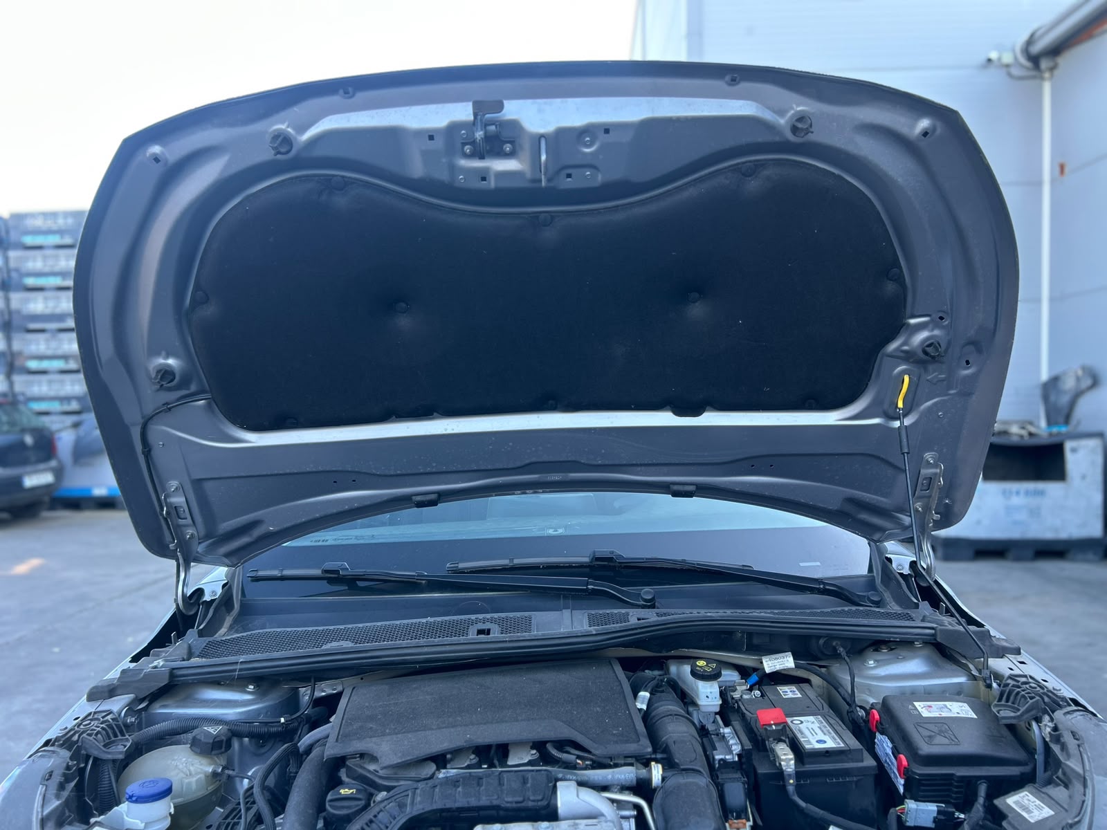 Capota motor Peugeot 208 - An 2022 - imagine 2
