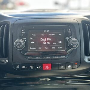 Navigatie originala Fiat 500L - An 2013