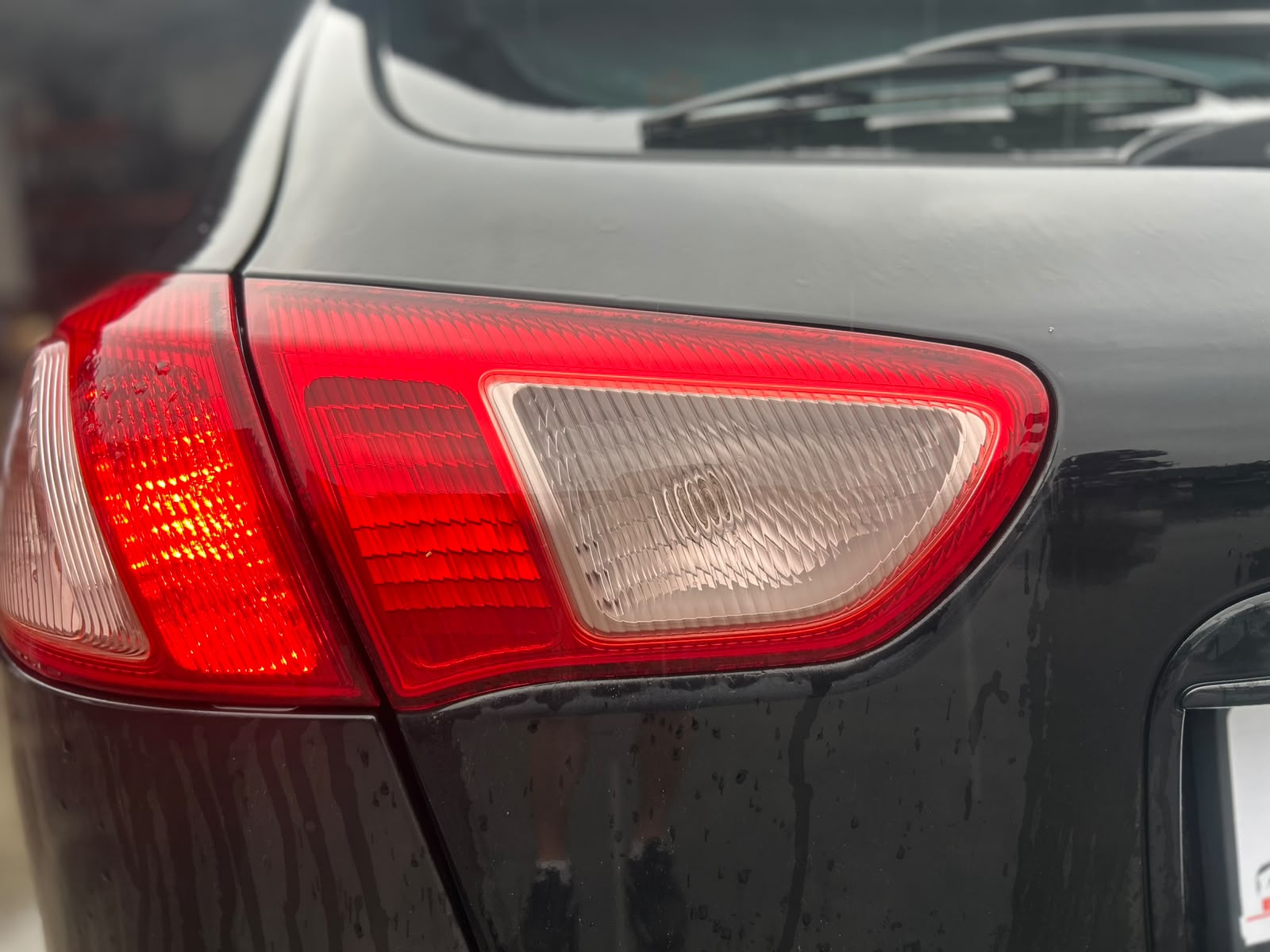 Stop Stanga/Dreapta pe Haion Mitshubishi Lancer Sportback - An 2011 - imagine 2