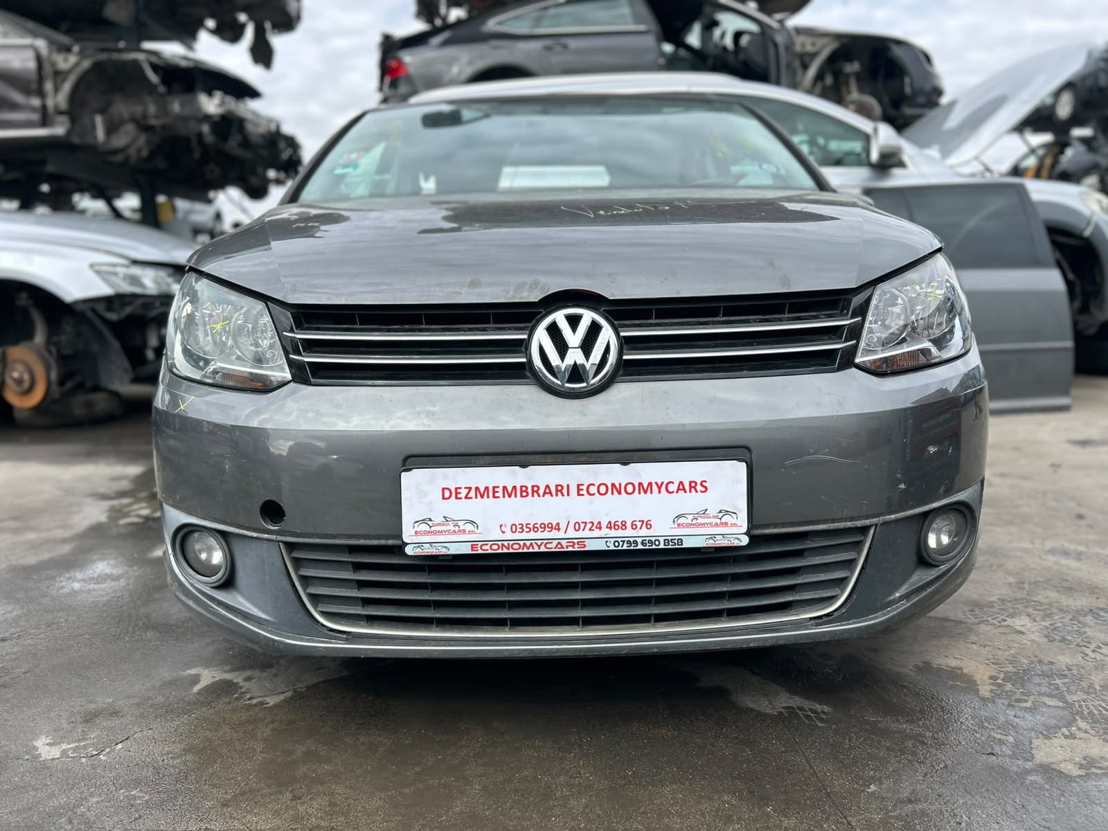 Bara fata completa cu proiectoare VW Touran - An 2012