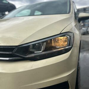 Far Stanga/Dreapta Volkswagen Touran (5T) - An 2016