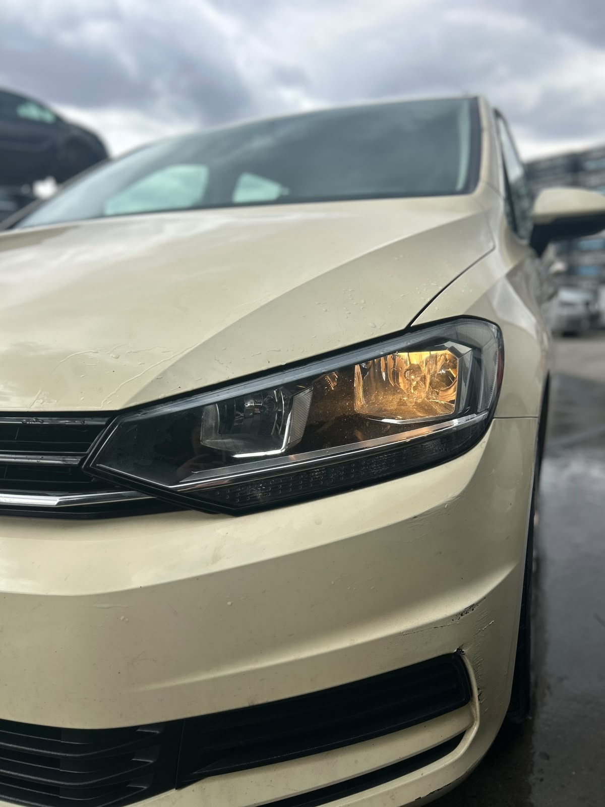 Far Stanga/Dreapta Volkswagen Touran (5T) - An 2016
