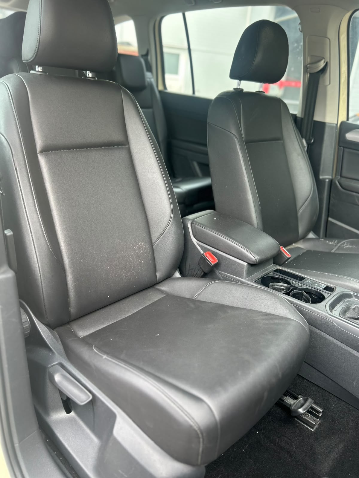 Interior complet piele - 7locuri - Volkswagen Touran (5T) - An 2016