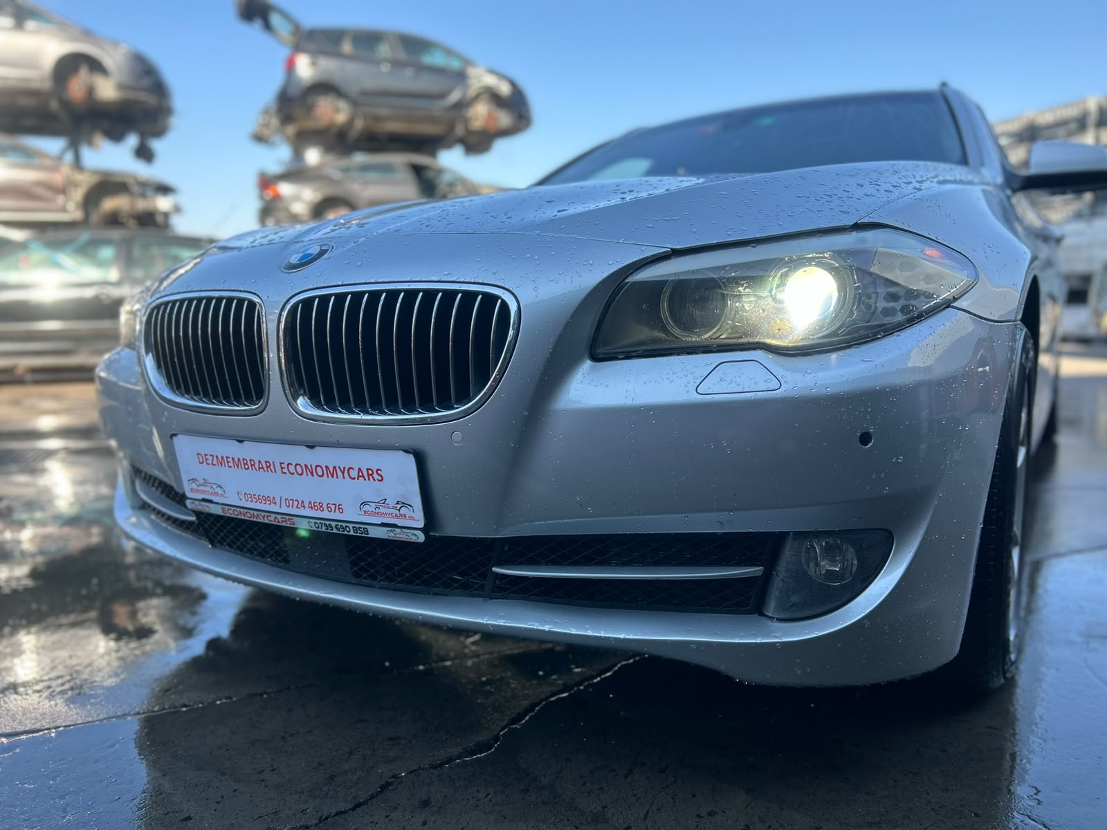 Bara fata completa cu proiectoare,senzori si spalatori de faruri BMW Seria 5 (F11) - AN 2011 - imagine 3