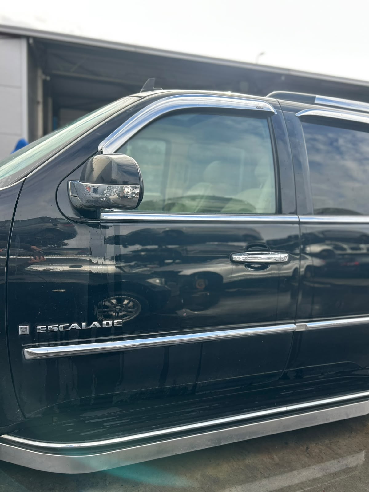 Usa Fata/Spate - Stanga/Dreapta Cadillac Escalade - An 2007