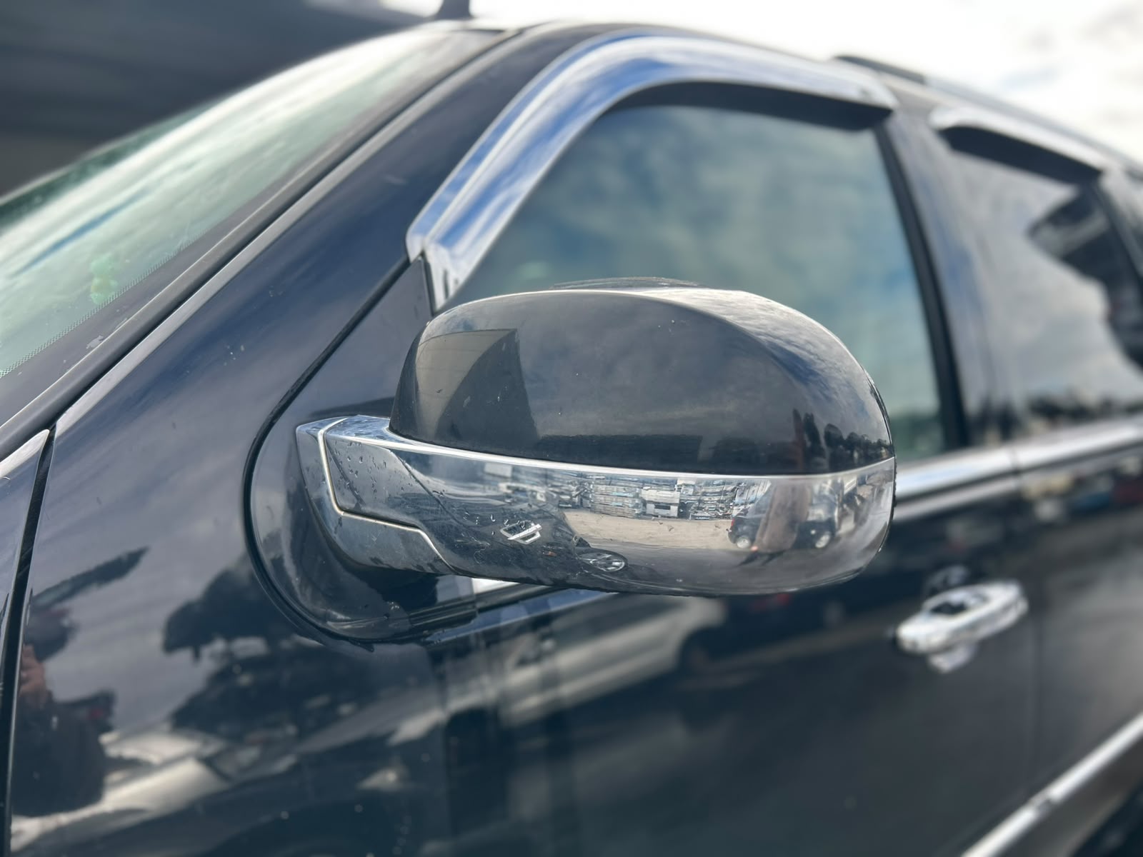 Oglinda electrica Stanga/Dreapta Cadillac Escalade - An 2007