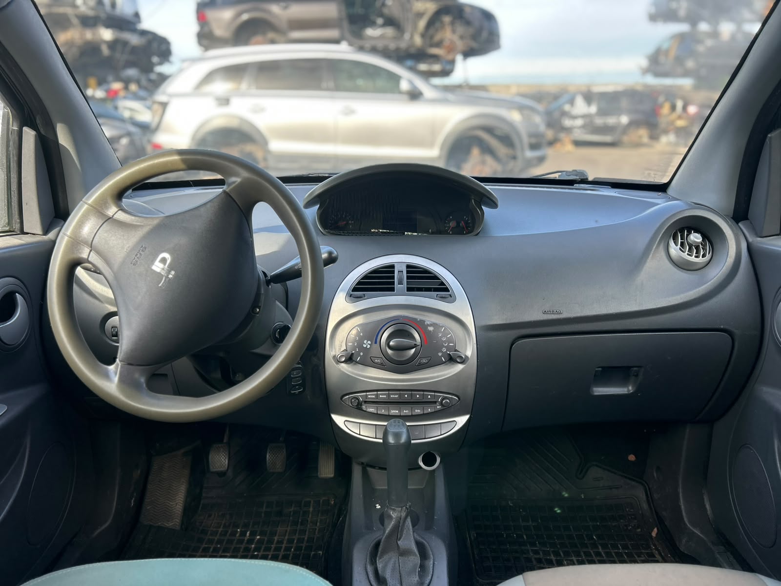 Plansa de bord DR Automobiles DR1 - An 2010