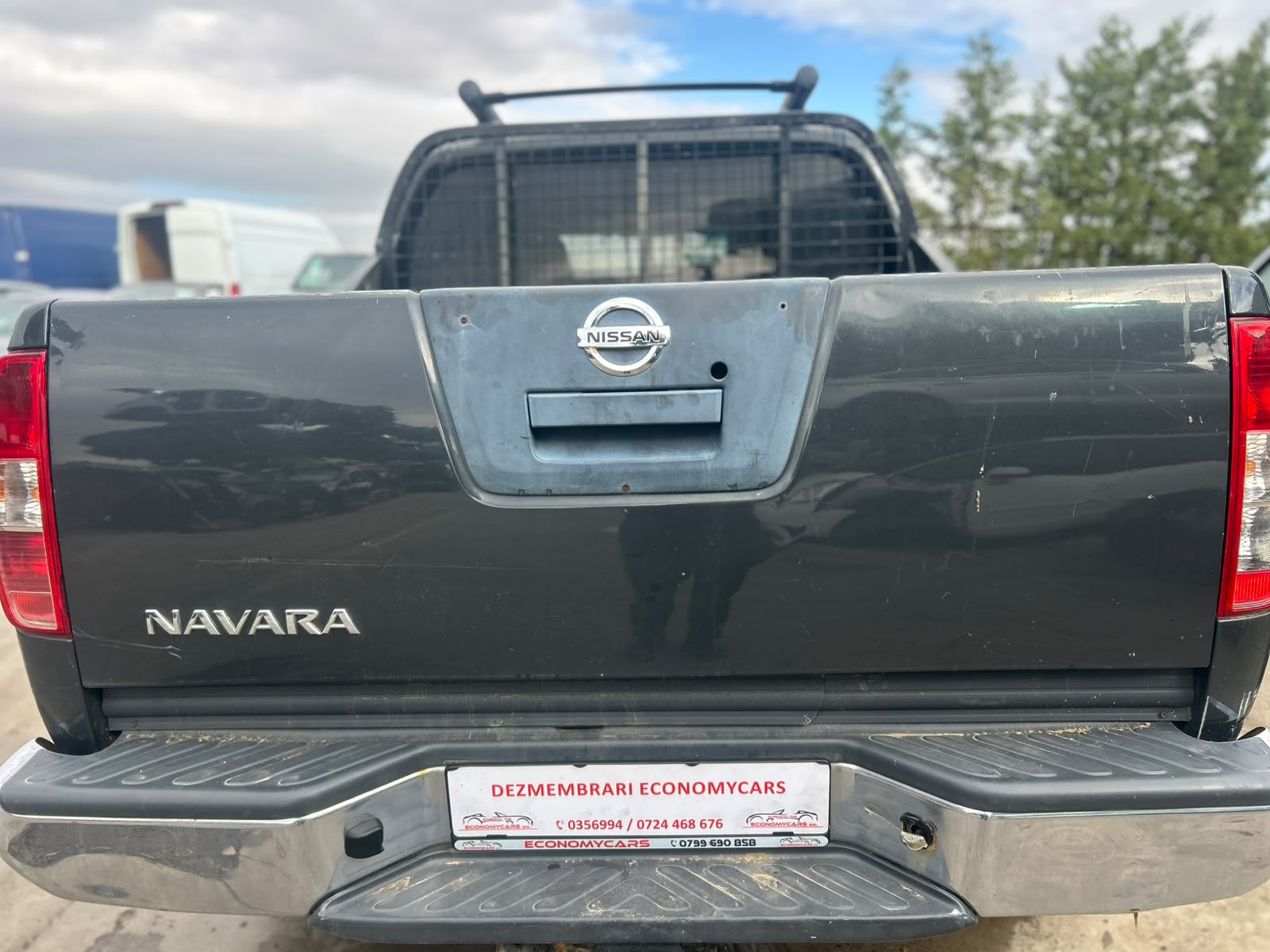 Bena spate Nissan Navara - An 2007