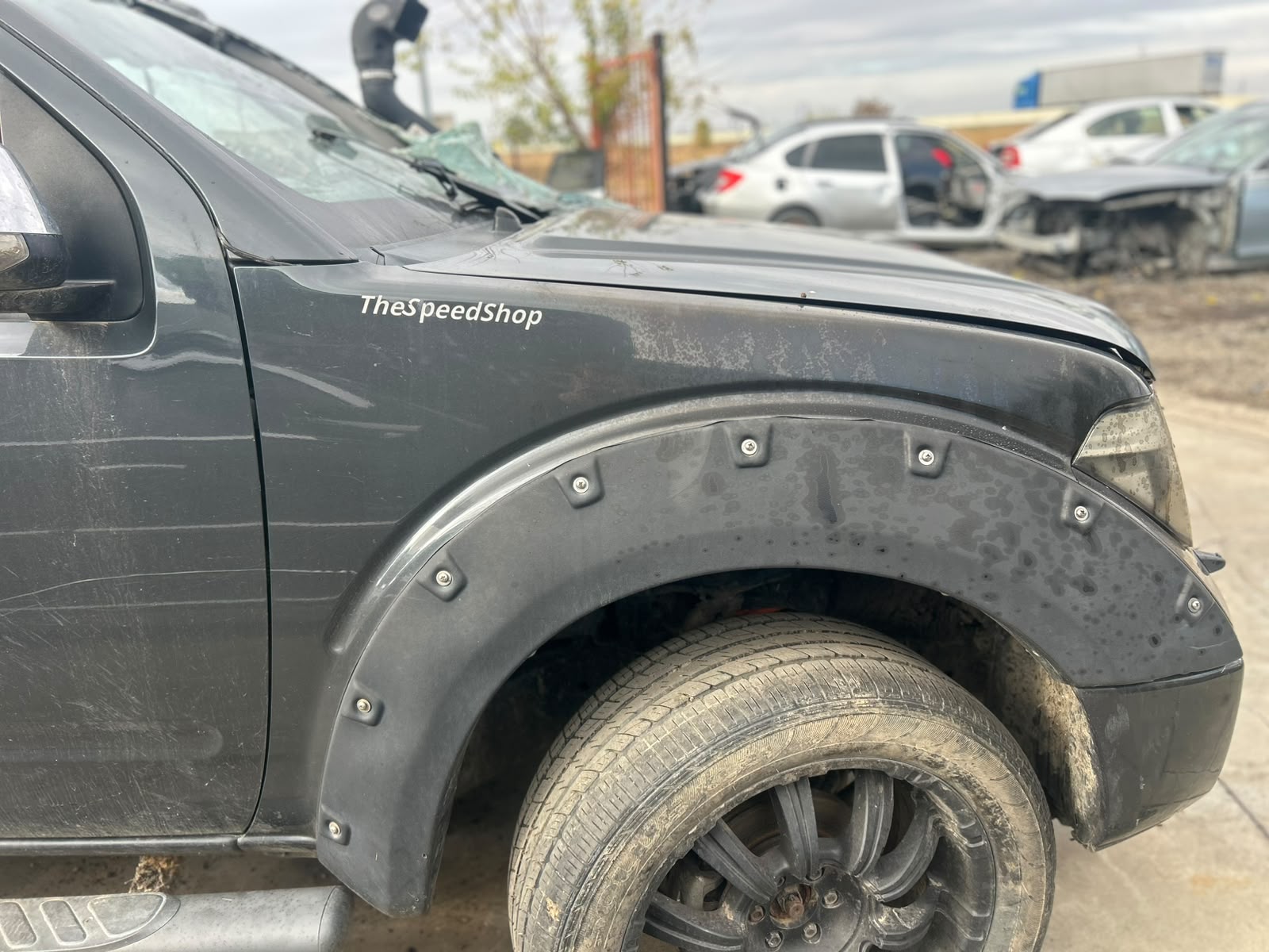 Aripa Stanga/Dreapta Nissan Navara - An 2007