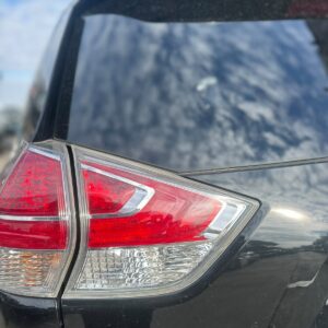 Stop Stanga/Dreapta pe haion Nissan X-trail - An 2016